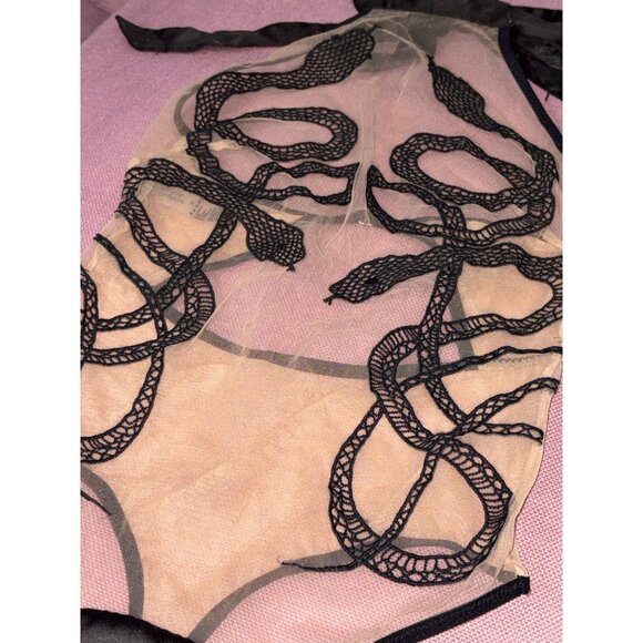 Thistle and Spire Medusa Bodysuit in Black Small New Womens Tank Top - Picture 8 of 17